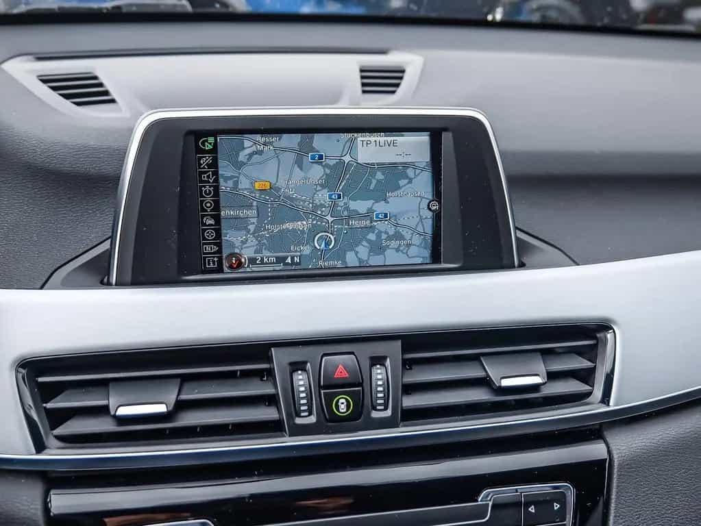 BMW X1 xDrive20i Advantage Navi LED RFK AHK 05/2016-photo-5