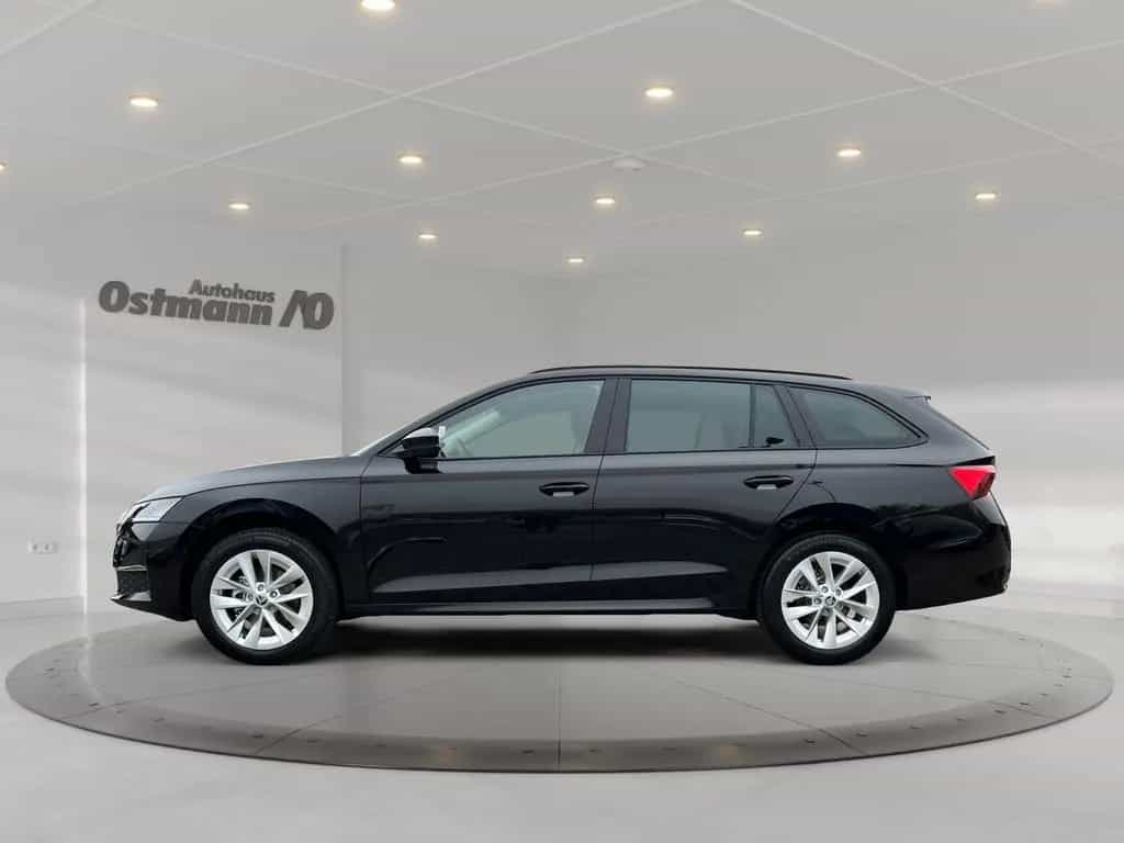 Skoda Octavia Combi Selection 110kw TDI DSG *Navigatio 06/2025-photo-2