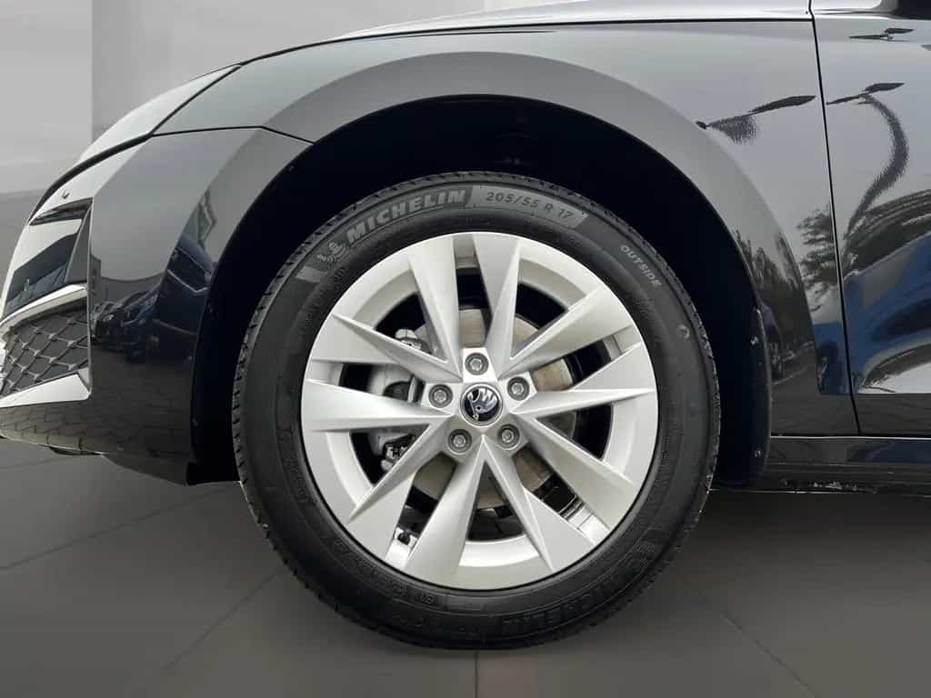 Skoda Octavia Combi Selection 110kw TDI DSG *Navigatio 06/2025-photo-6
