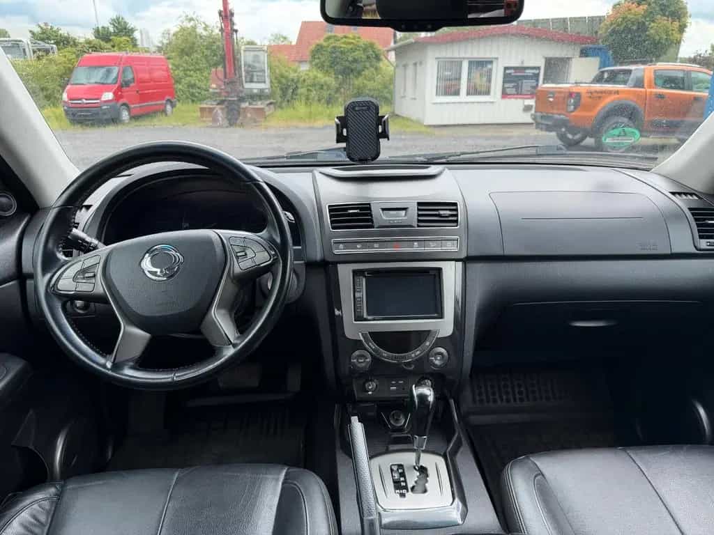 Ssangyong REXTON RX 220 e-XDi  Automatik 10/2016-photo-11