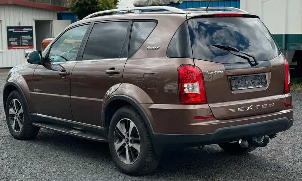 Ssangyong REXTON RX 220 e-XDi  Automatik 10/2016-photo-5