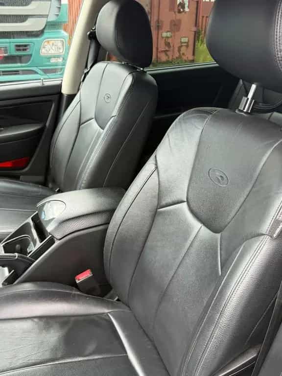 Ssangyong REXTON RX 220 e-XDi  Automatik 10/2016-photo-9