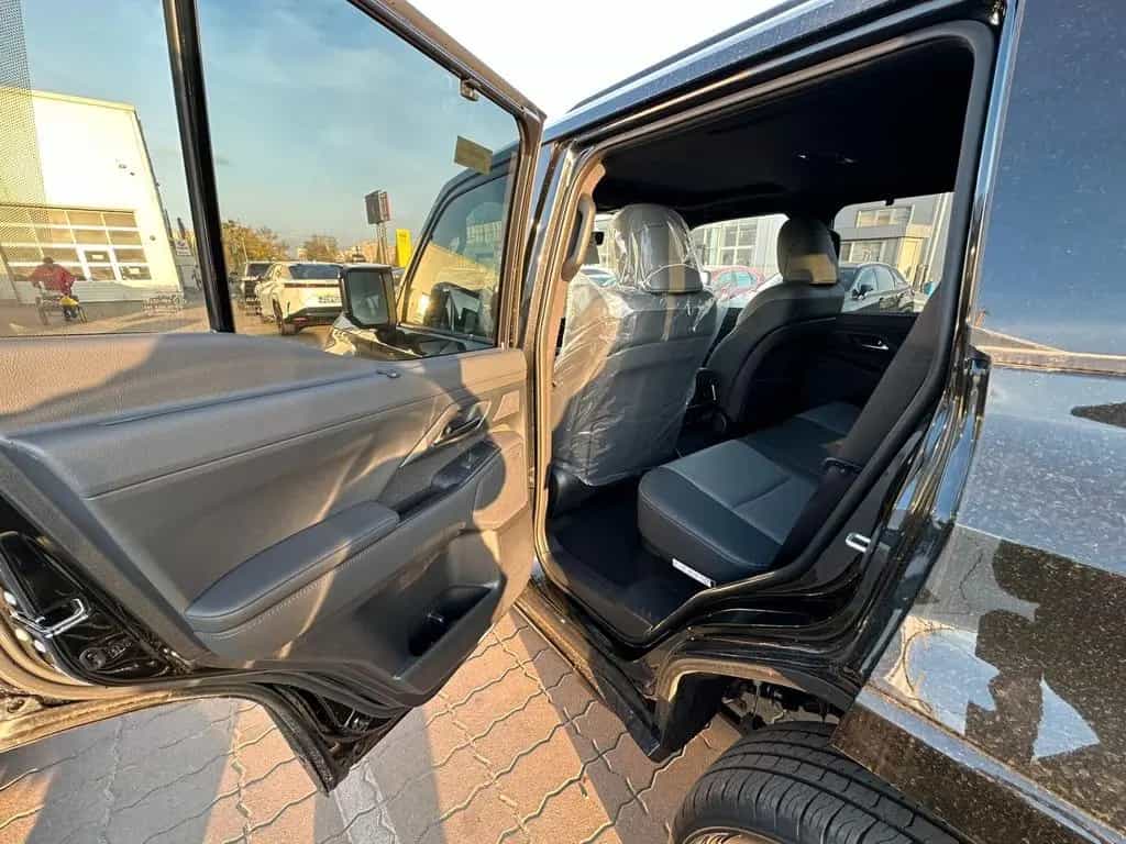 Lexus GX 550 null-photo-13