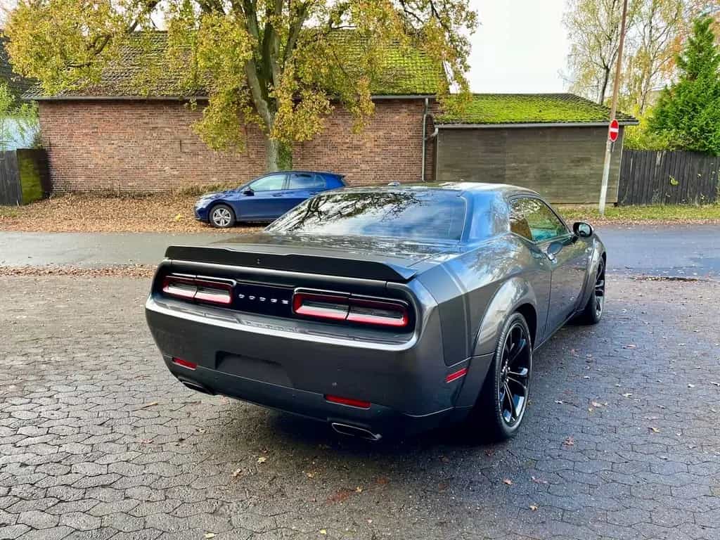 Dodge 5,7 V8*AUTOMAT*SRT WIDEBODY*LED*LEDER*GARANTIE* 08/2021-photo-20