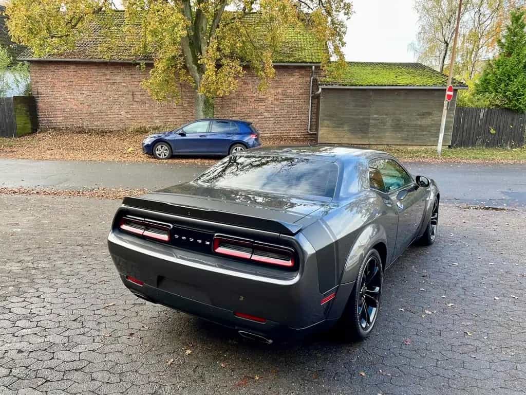 Dodge 5,7 V8*AUTOMAT*SRT WIDEBODY*LED*LEDER*GARANTIE* 08/2021-photo-21