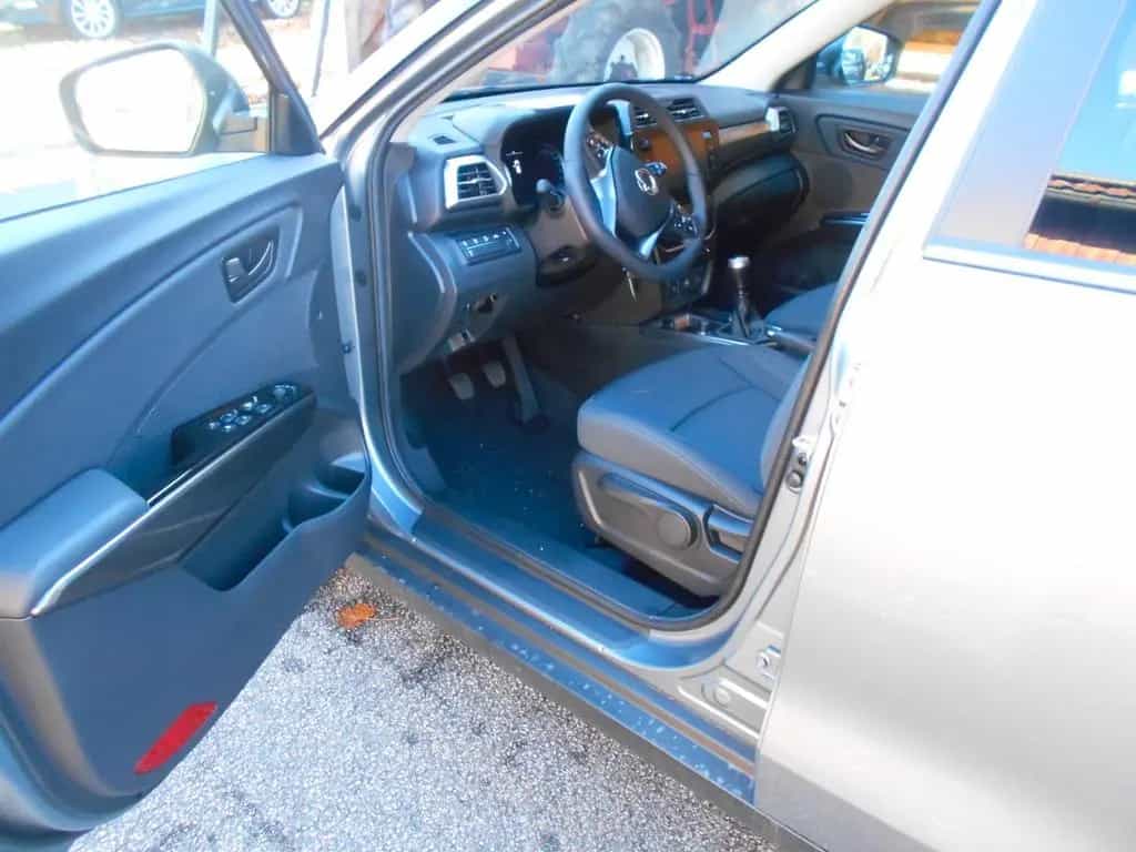 Ssangyong Tivoli Quartz 5Jahre Garantie ab Zulassung 11/2024-photo-9