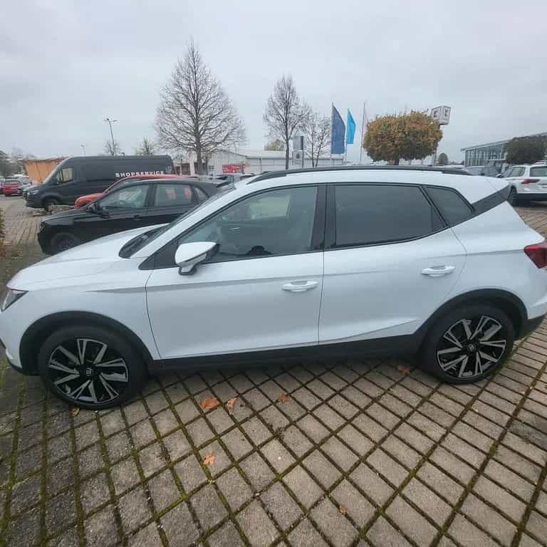 Seat Arona FR 1.5 TSI 09/2021-photo-2