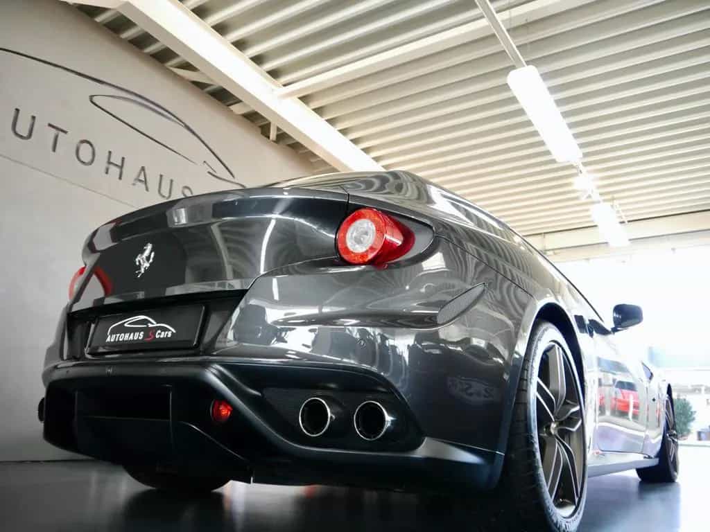 Ferrari FF Sitze*P.Display*LED Lenkrad*Carbon* 05/2014-photo-9