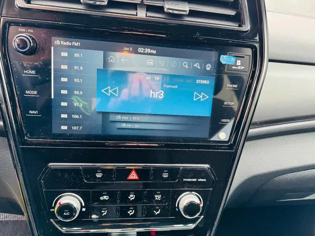 Ssangyong Tivoli Quartz*PDC hinten*KAM*DAB*CARPLAY*SHZ 11/2021-photo-14