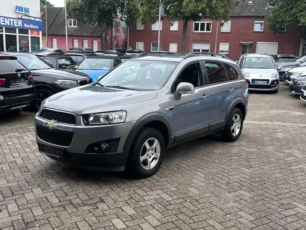 Chevrolet Captiva 2.4 LT 2WD*T-Leder*7SITZER*PDC*AHK*** 03/2013-photo-0