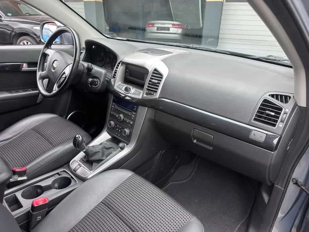 Chevrolet Captiva 2.4 LT 2WD*T-Leder*7SITZER*PDC*AHK*** 03/2013-photo-10