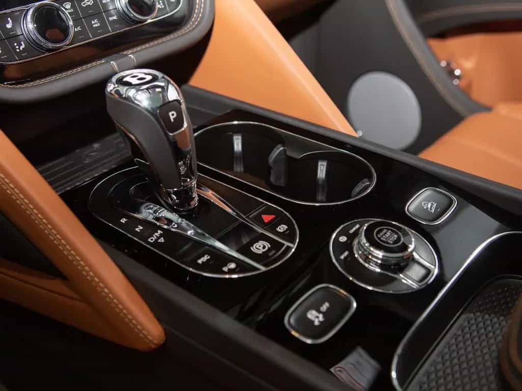 Bentley Bentayga 4.0 V8 *Front Seat Comfort*Mood Light* 06/2022-photo-18