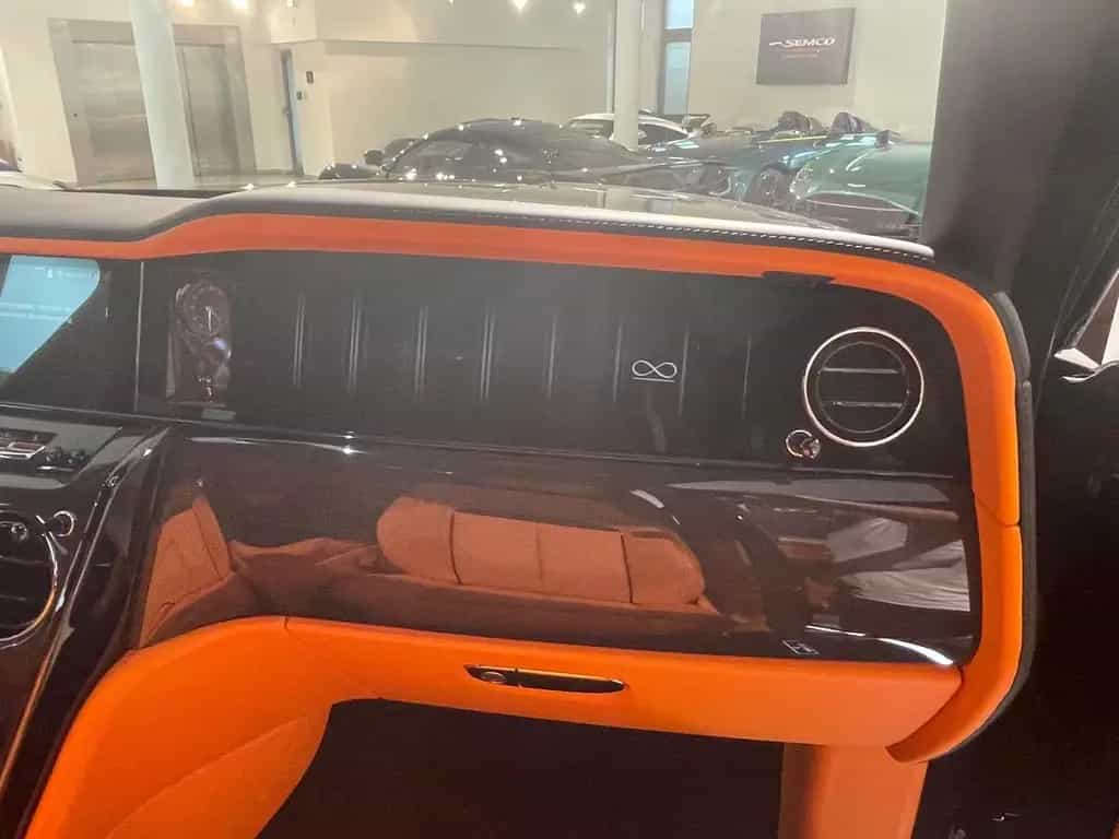 Rolls-Royce Cullinan BALCK BADGE/FACELIFT/MY26/Sanctuary Seats null-photo-12