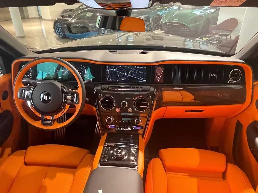 Rolls-Royce Cullinan BALCK BADGE/FACELIFT/MY26/Sanctuary Seats null-photo-4