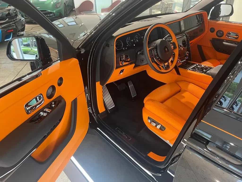 Rolls-Royce Cullinan BALCK BADGE/FACELIFT/MY26/Sanctuary Seats null-photo-5