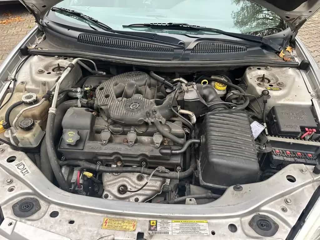 Chrysler Sebring Cabrio 2.7 Limited Automatik+Leder+Tüv 02/2007-photo-8