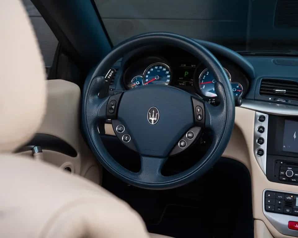 Maserati GranCabrio 04/2011-photo-11