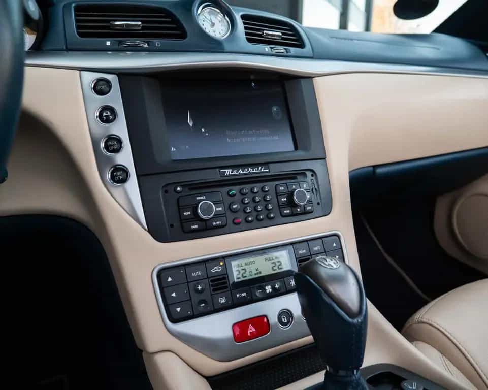 Maserati GranCabrio 04/2011-photo-16