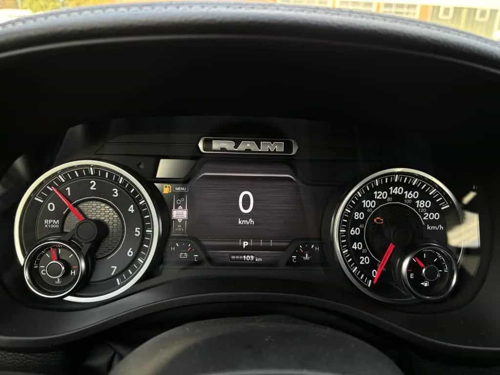 Dodge RAM 1500 Laramie Crew Cab *LPG* MY 2025 09/2024-photo-14