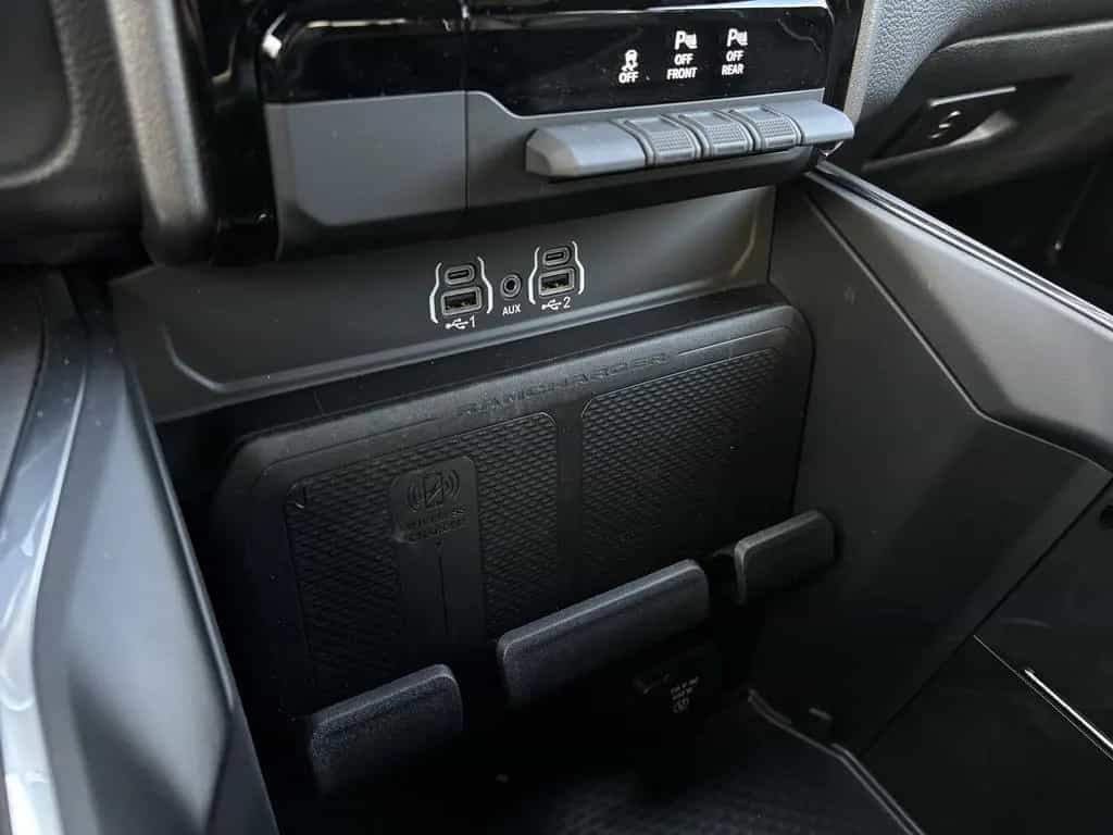 Dodge RAM 1500 Laramie Crew Cab *LPG* MY 2025 09/2024-photo-23
