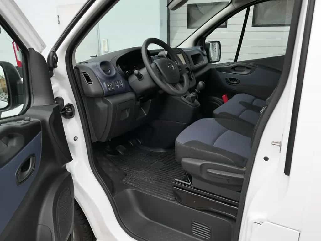 Opel Vivaro Bi-Turbo SORTIMO Navi Klima PDC Garantie* 11/2018-photo-30