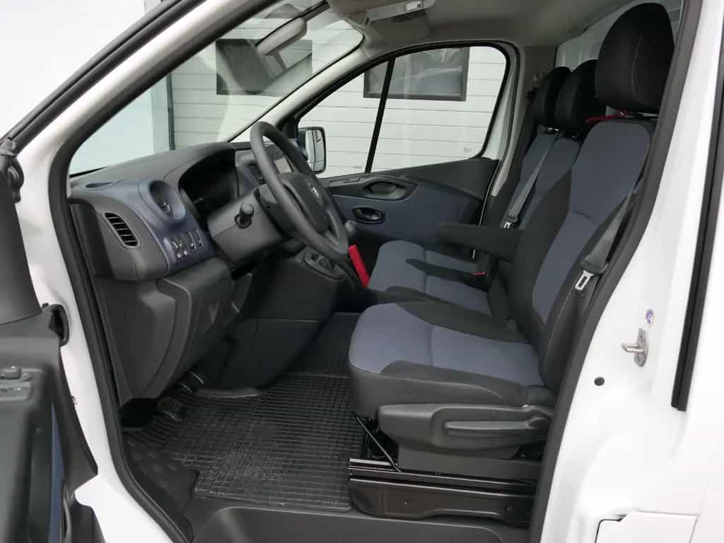 Opel Vivaro Bi-Turbo SORTIMO Navi Klima PDC Garantie* 11/2018-photo-32