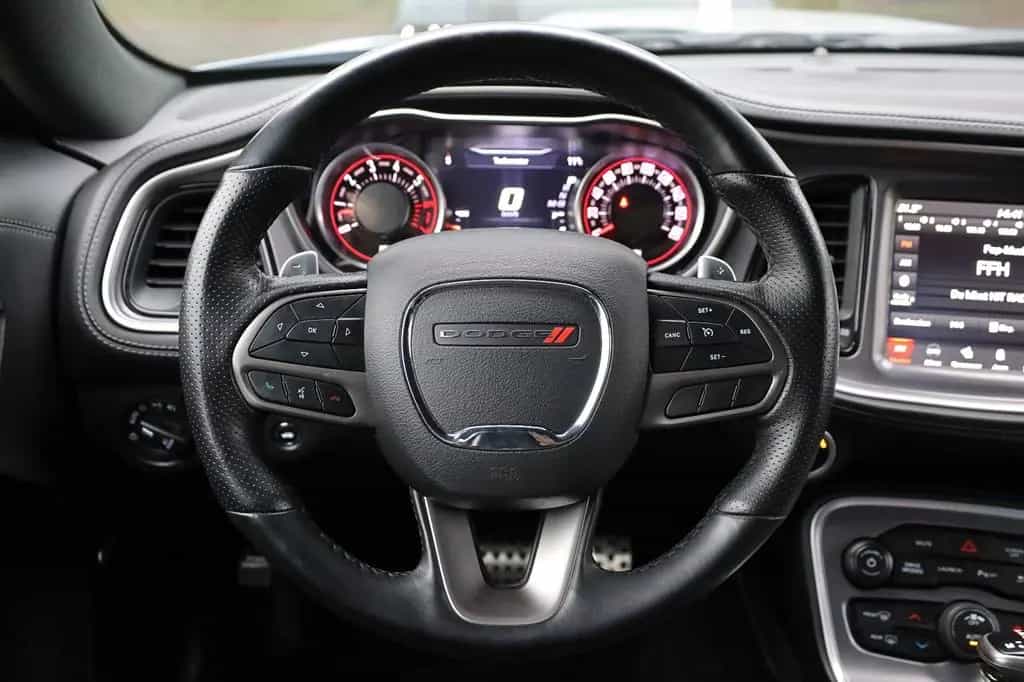 Dodge Challenger 6.4 SRT ScatPack/ALPINE/SHZ/SBL/R20 01/2022-photo-10