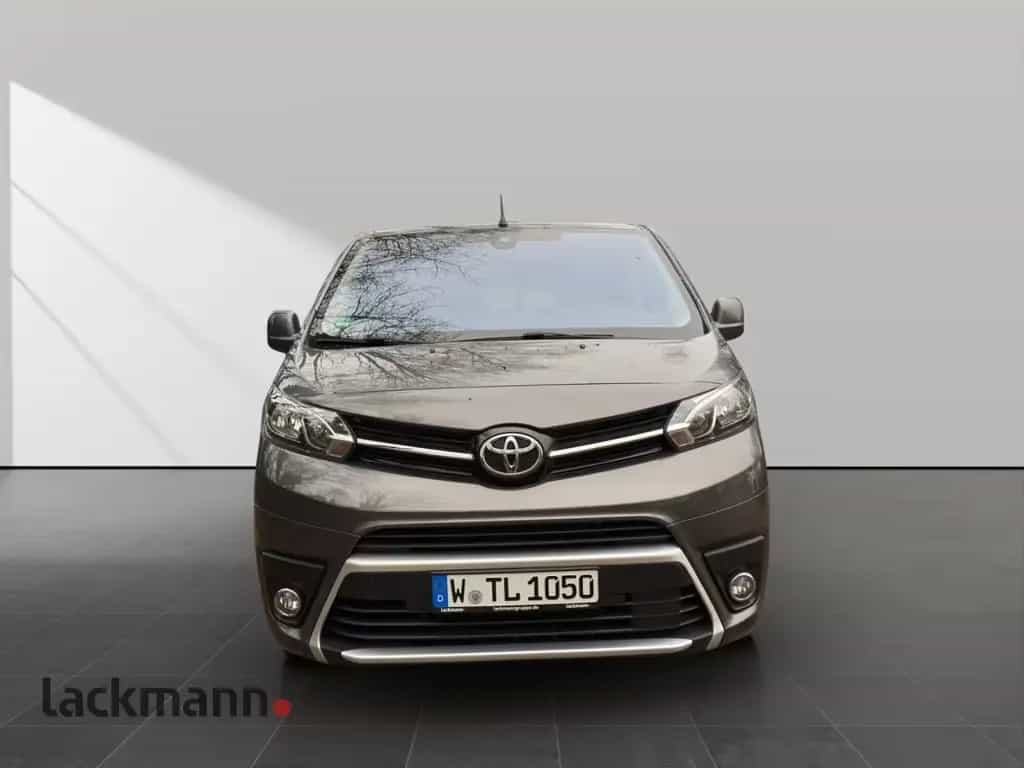 Toyota Proace (Verso) Proace 2.0 L2 4X4 Shuttle Comfort Verso 9 Sitzer 11/2024-photo-1