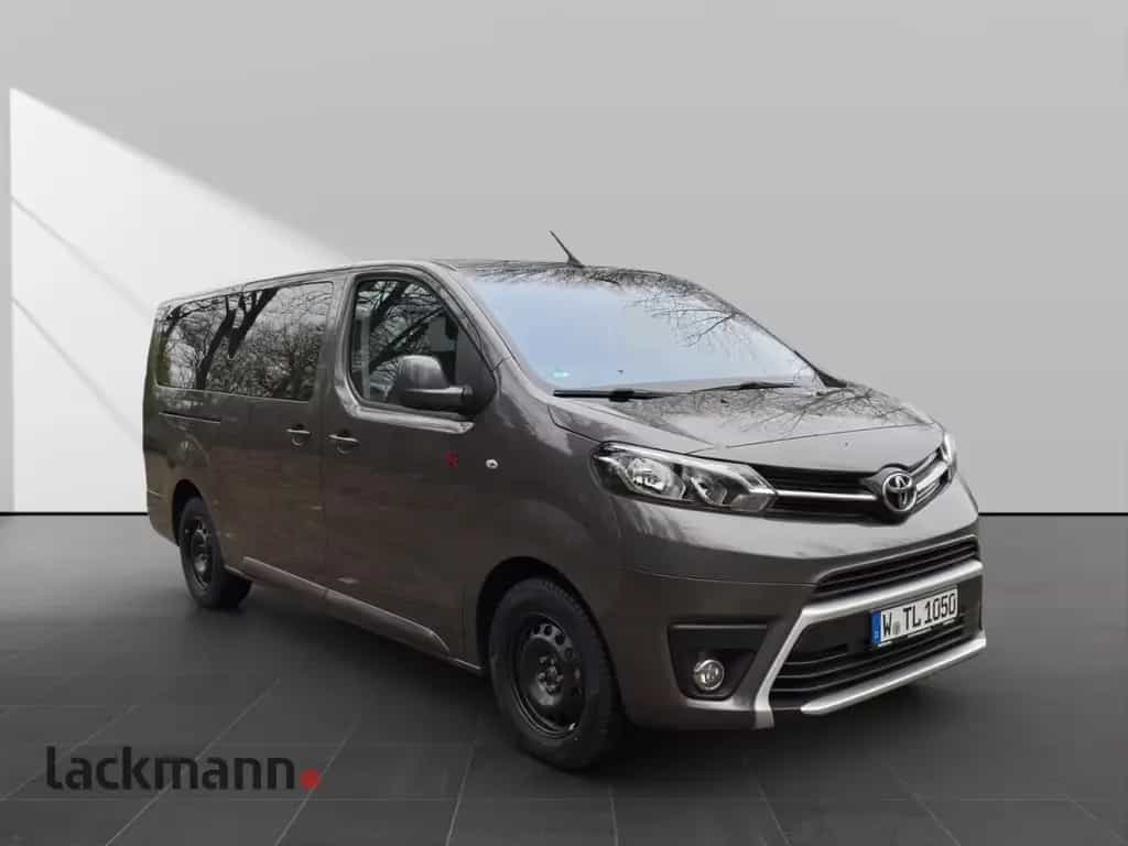 Toyota Proace (Verso) Proace 2.0 L2 4X4 Shuttle Comfort Verso 9 Sitzer 11/2024-photo-2