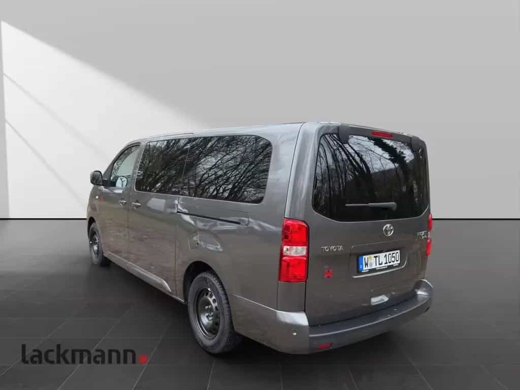 Toyota Proace (Verso) Proace 2.0 L2 4X4 Shuttle Comfort Verso 9 Sitzer 11/2024-photo-3