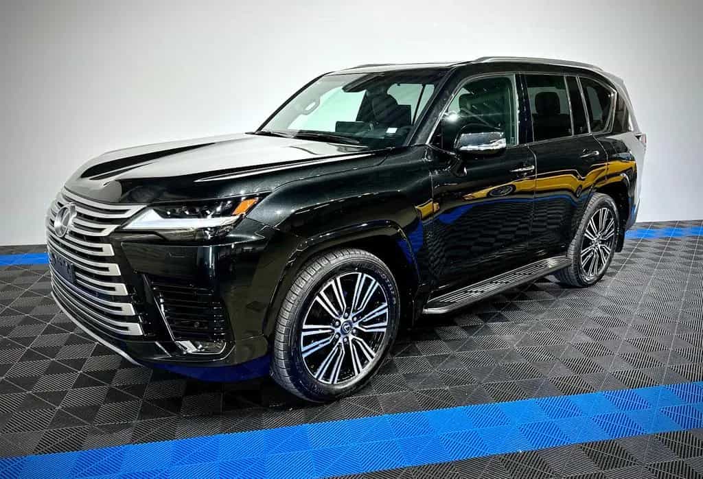 Lexus LX 600 Luxury/Rear TV/In Stock/Full options 04/2026-photo-2