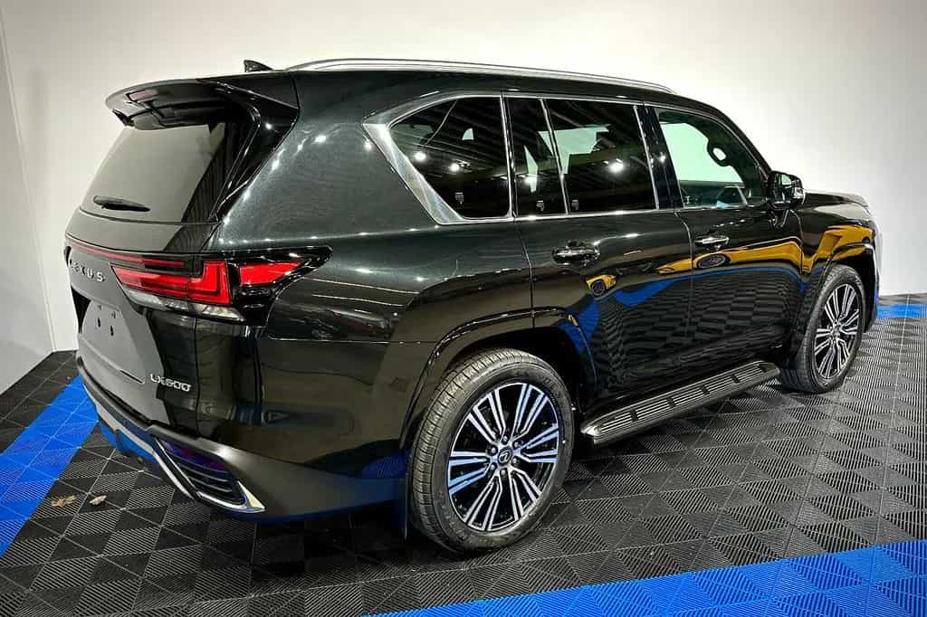 Lexus LX 600 Luxury/Rear TV/In Stock/Full options 04/2026-photo-4