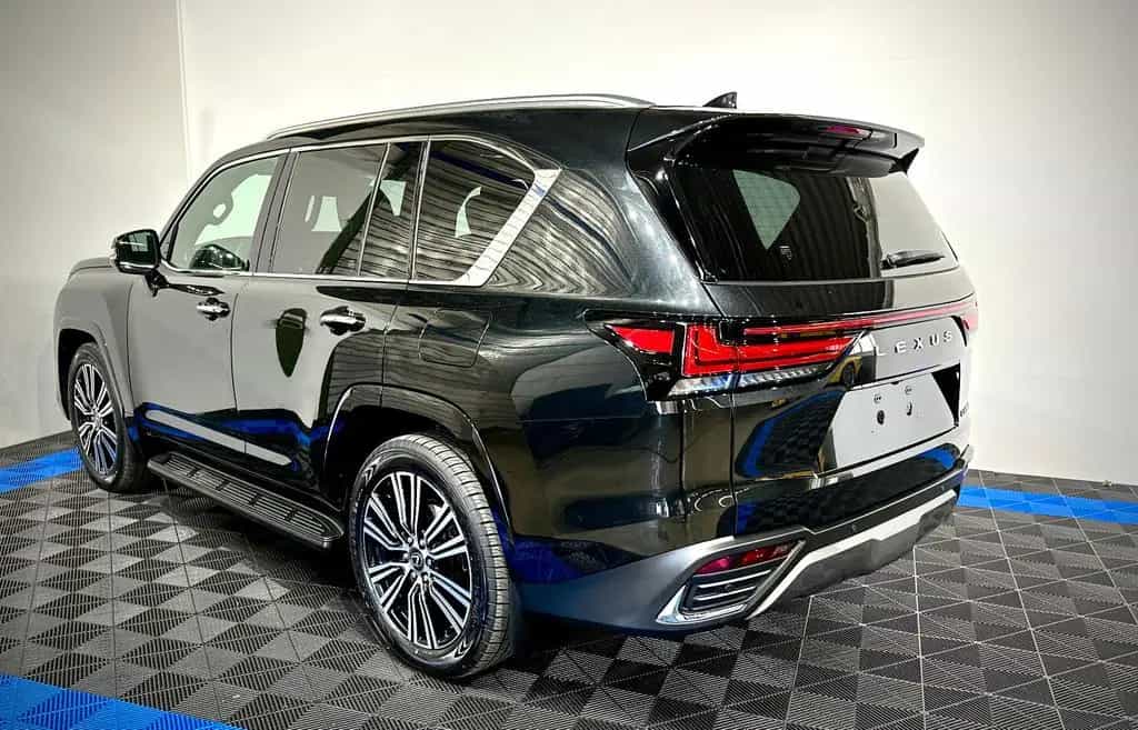 Lexus LX 600 Luxury/Rear TV/In Stock/Full options 04/2026-photo-5