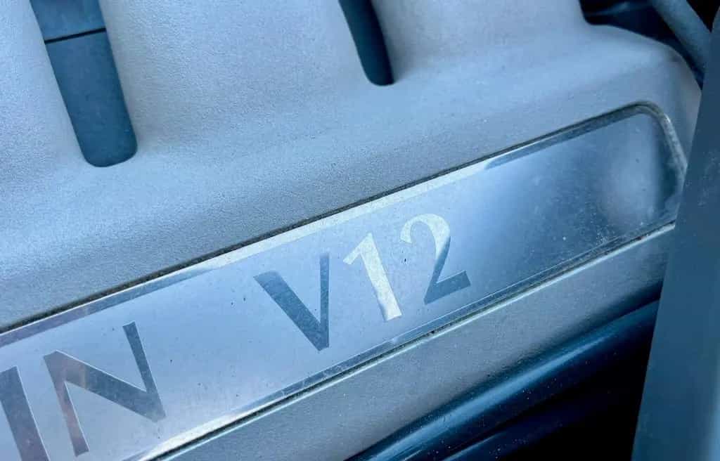 Aston Martin DB7 Vantage V12 Neuwagenzustand 10/1999-photo-14