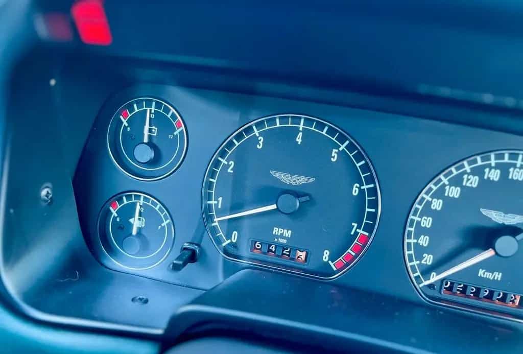 Aston Martin DB7 Vantage V12 Neuwagenzustand 10/1999-photo-9