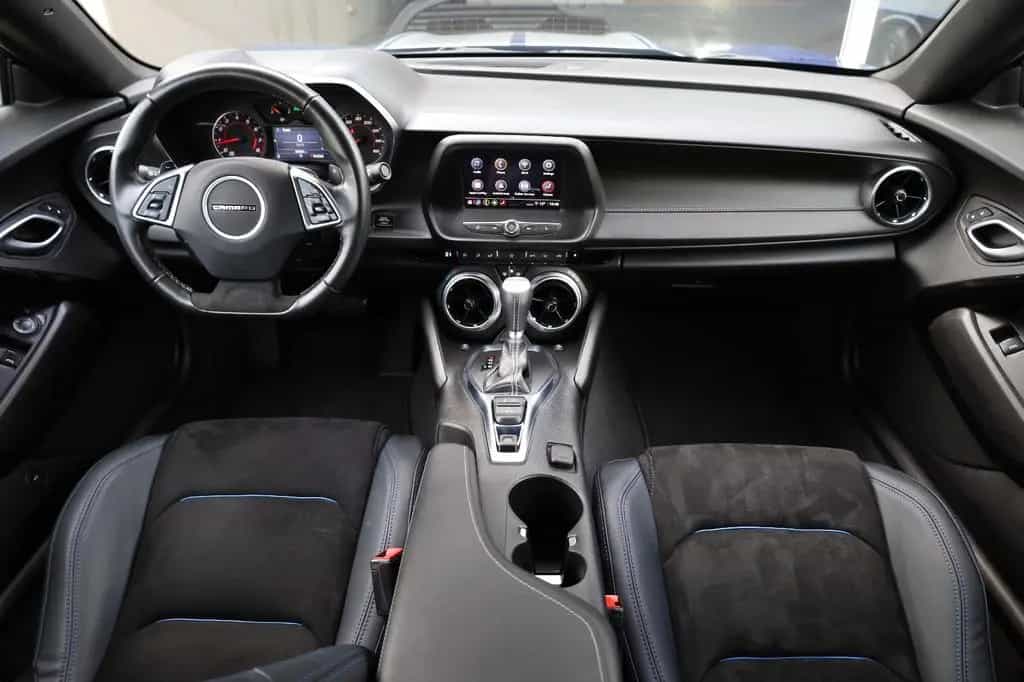 Chevrolet Camaro 2.0 Coupé 1LT/APPLE/LED/RFK/WIFI/SHZ/R20 06/2022-photo-16