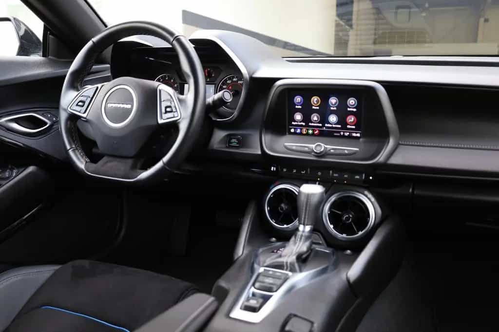 Chevrolet Camaro 2.0 Coupé 1LT/APPLE/LED/RFK/WIFI/SHZ/R20 06/2022-photo-17