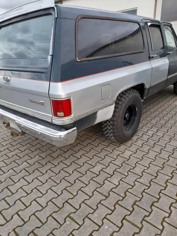 Chevrolet Suburban 5.7l V8 H-Zulassung Motor neu TÜV NEU 02/1985-photo-4