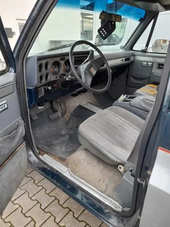 Chevrolet Suburban 5.7l V8 H-Zulassung Motor neu TÜV NEU 02/1985-photo-8