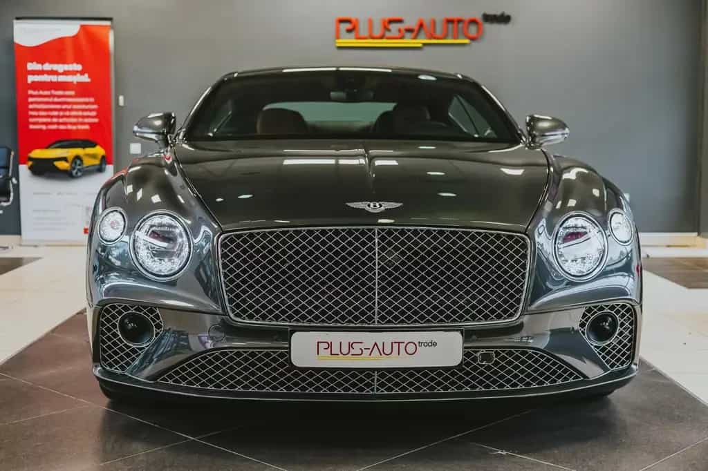Bentley Continental GT Azure V8 06/2023-photo-1