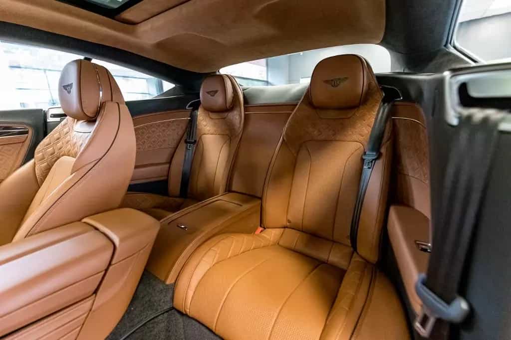 Bentley Continental GT Azure V8 06/2023-photo-11