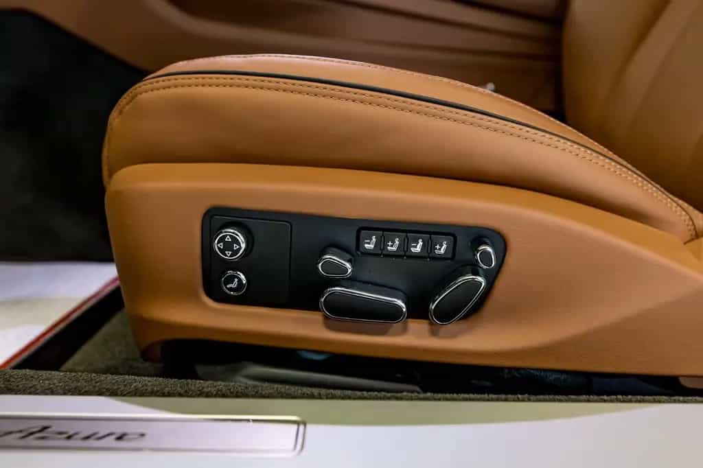 Bentley Continental GT Azure V8 06/2023-photo-22