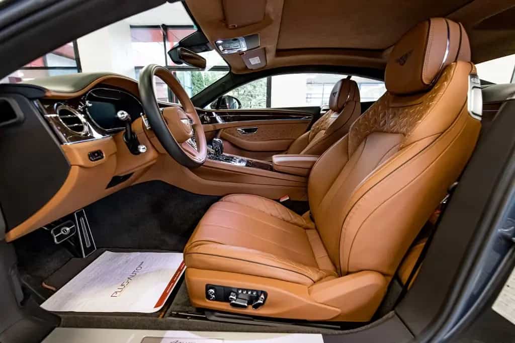 Bentley Continental GT Azure V8 06/2023-photo-6