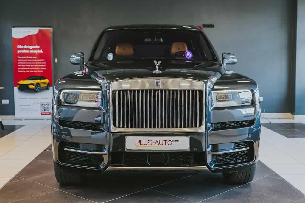 Rolls-Royce Cullinan - 05/2019-photo-1