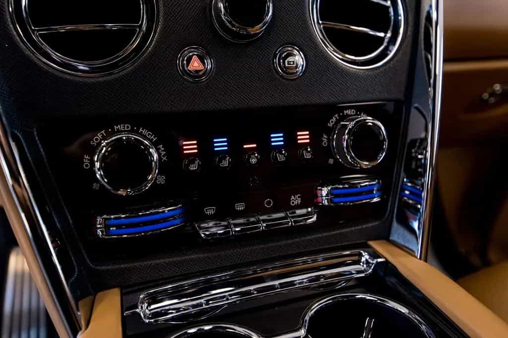 Rolls-Royce Cullinan - 05/2019-photo-19