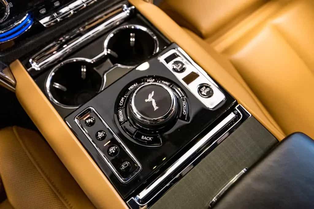 Rolls-Royce Cullinan - 05/2019-photo-23