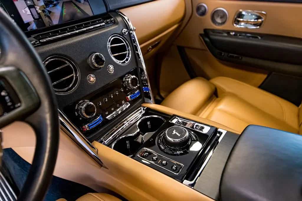 Rolls-Royce Cullinan - 05/2019-photo-26