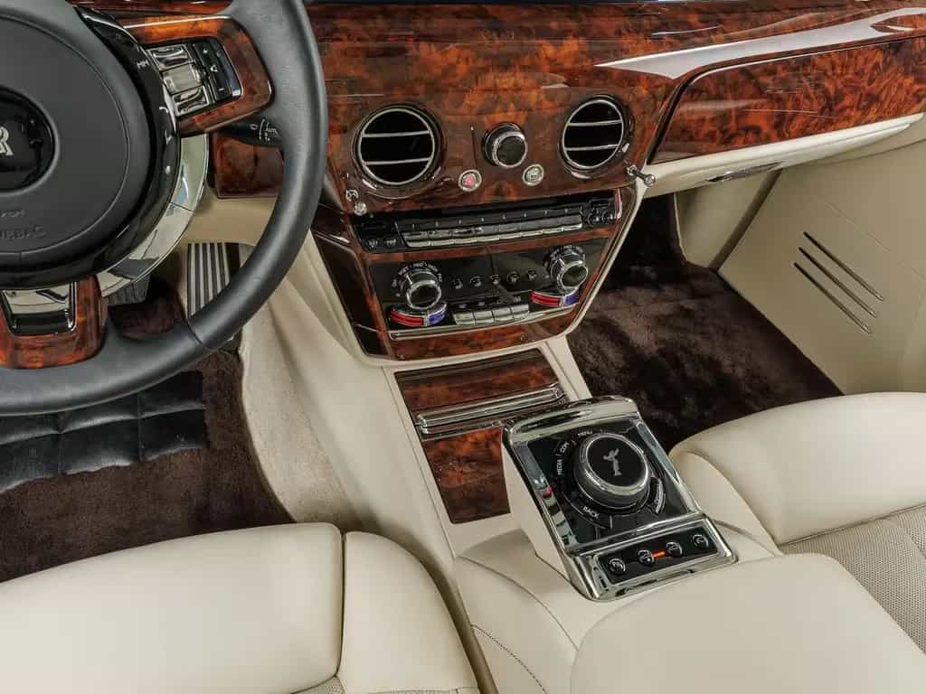 Rolls-Royce Phantom VIII * TWIN COACHLINE * 06/2018-photo-14