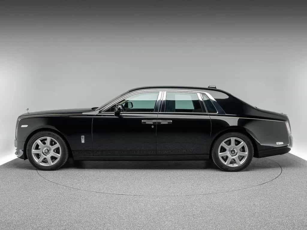 Rolls-Royce Phantom VIII * TWIN COACHLINE * 06/2018-photo-4