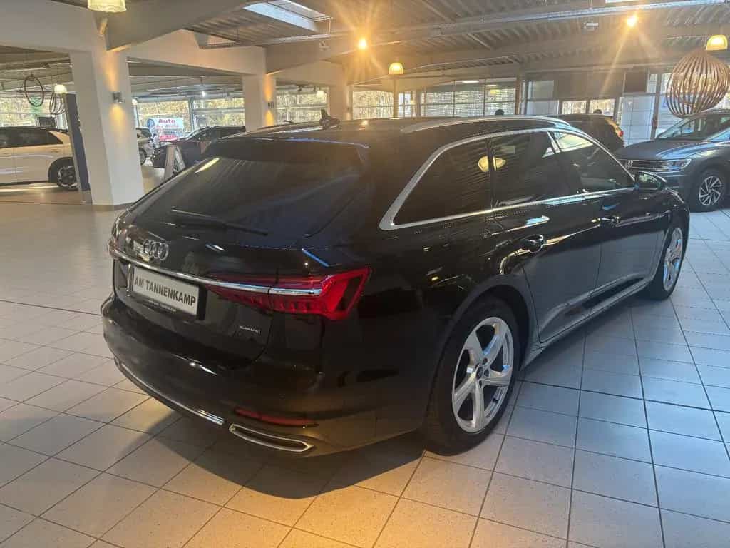 Audi A6 50 2.0 TFSI e quattro Avant sport *Pano*Navi* 12/2021-photo-4